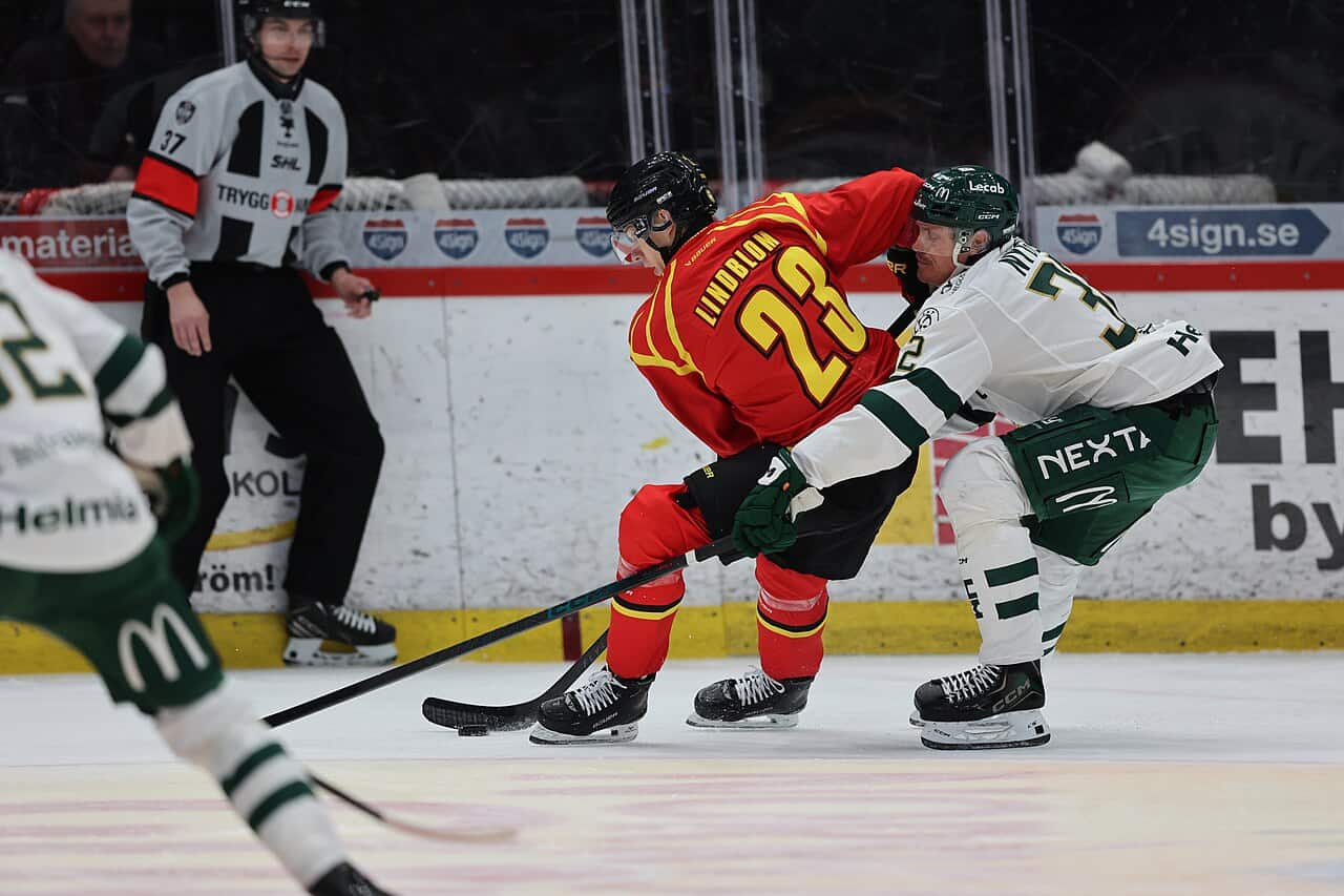 SHL-match mellan Färjestad och Brynäs